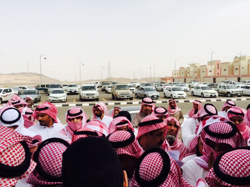 المستفيدون يتزاحمون لحجز 1040 فيلا shk5.jpg