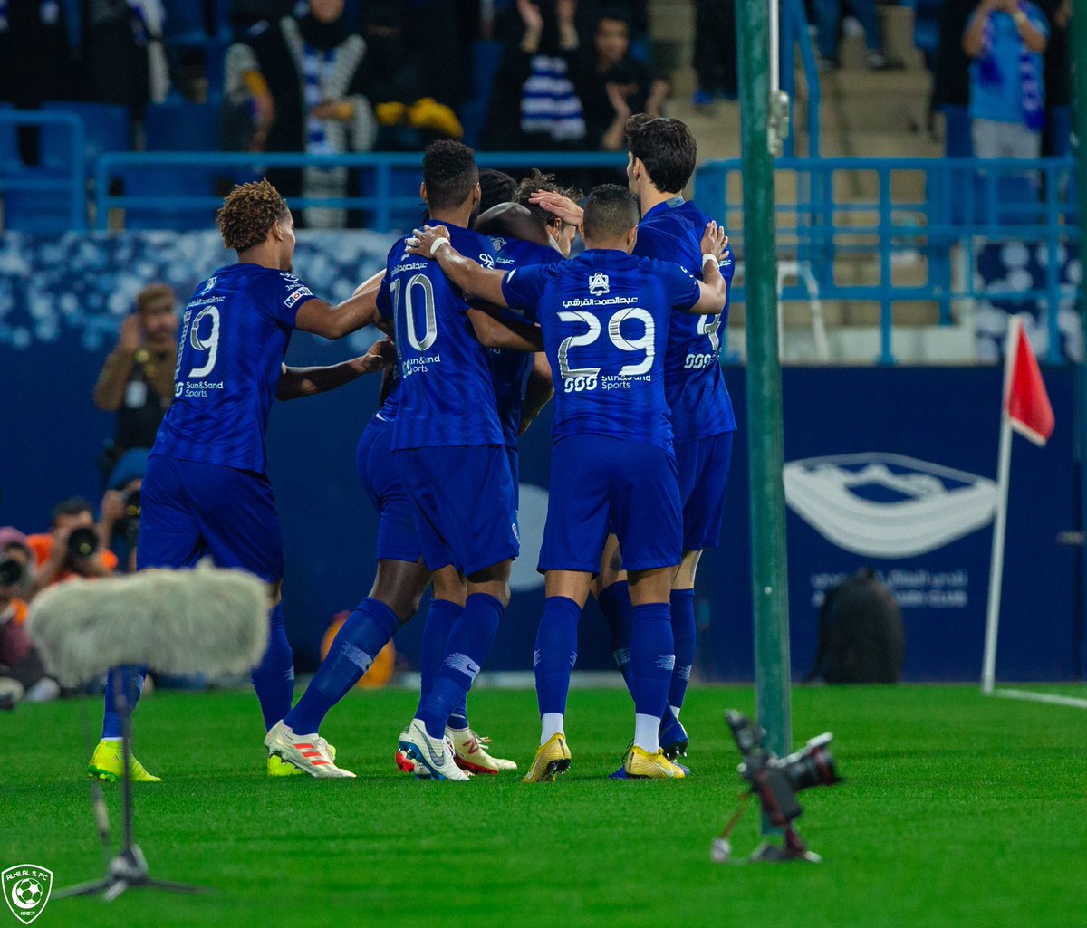 بث مباشر مباراه الهلال والفتح اليوم