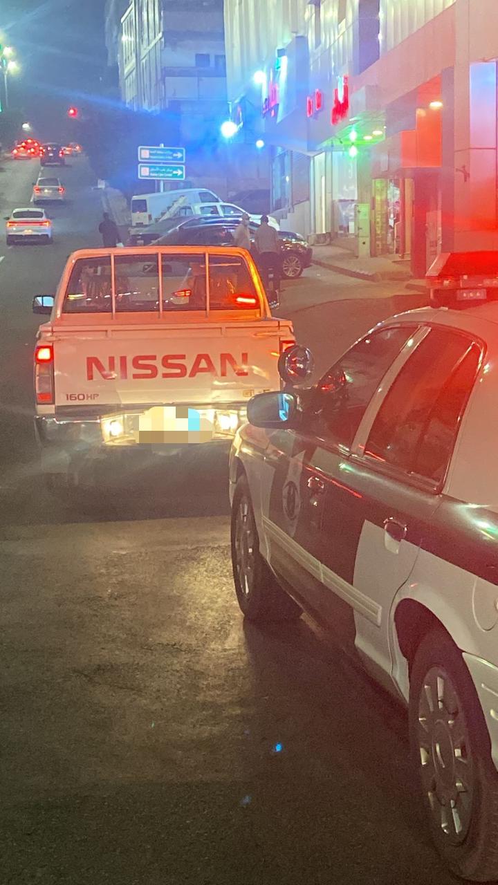 القبض على مواطن لنقله مخالفين بجازان