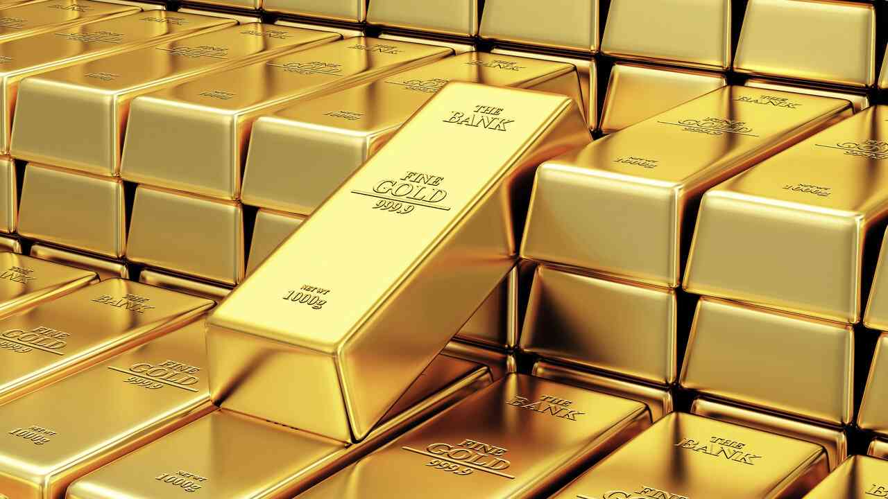 ارتفاع أسعار الذهب بنسبة 0.5% مدعومًا بتوقعات تخفيض الفائدة
