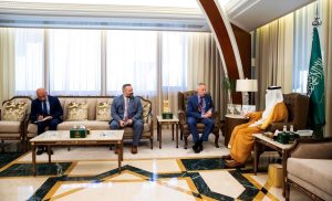 أمير المنطقة الشرقية يستقبل السفير الأمريكي لدى المملكة