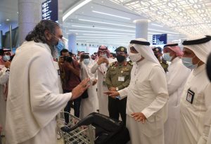 وصول المعتمرين