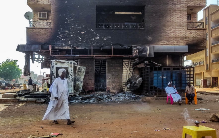 باحث سوداني لـ”الوئام”: نعوّل على دور السعودية في مساعدة الجيش والدعم السريع على الوصول لاتفاق سلام قريبا الحرب في السودان