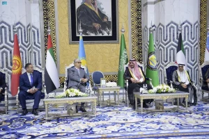رئيس كازاخستان يصل جدة للمشاركة في القمة الخليجية مع دول آسيا الوسطى