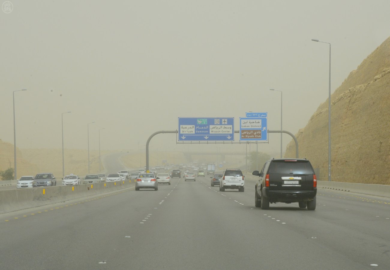 الأرصاد: نشاط للرياح السطحية المثيرة للغبار والأتربة في مكة المكرمة والمدينة المنورة رياح نشطة