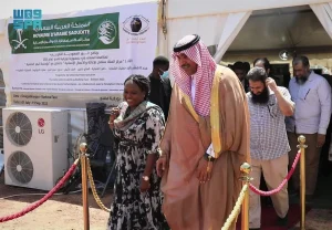 مركز الملك سلمان للإغاثة يدشّن برنامجا لمكافحة العمى في بوركينا فاسو