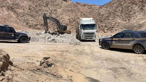ضبط مقيمين مخالفين لنظام البيئة