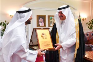 أمير تبوك يلتقي الوفود المشاركة في البطولة