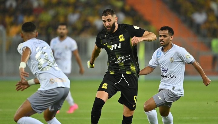 الاتحاد والطائي - كريم بنزيما