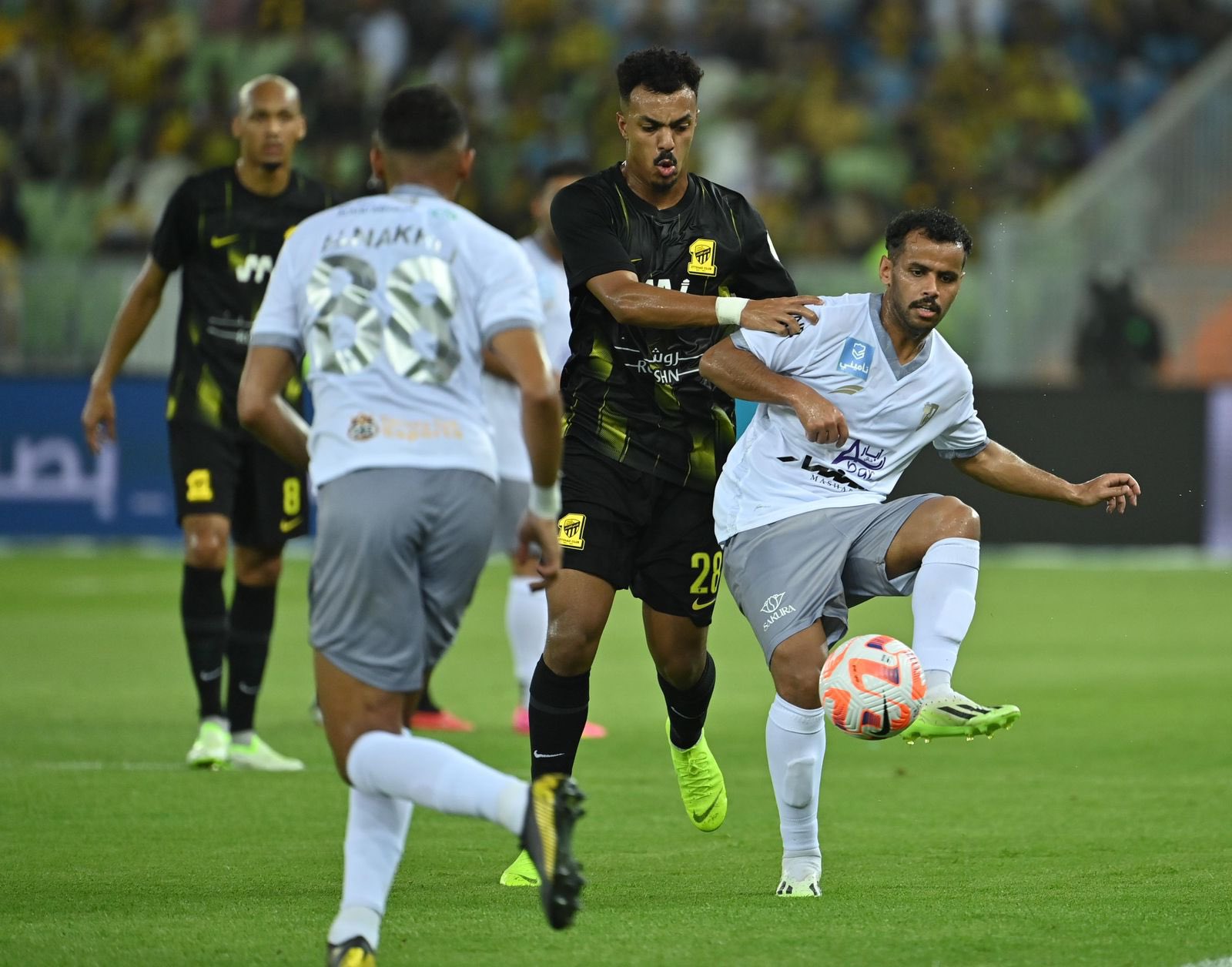 الاتحاد والطائي