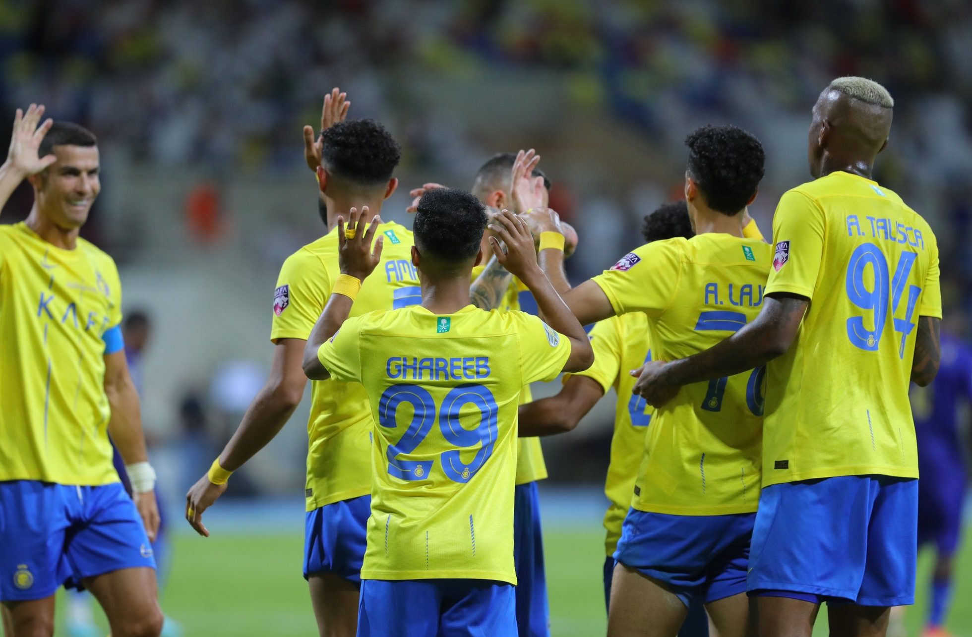 رونالدو ولاعبي النصر