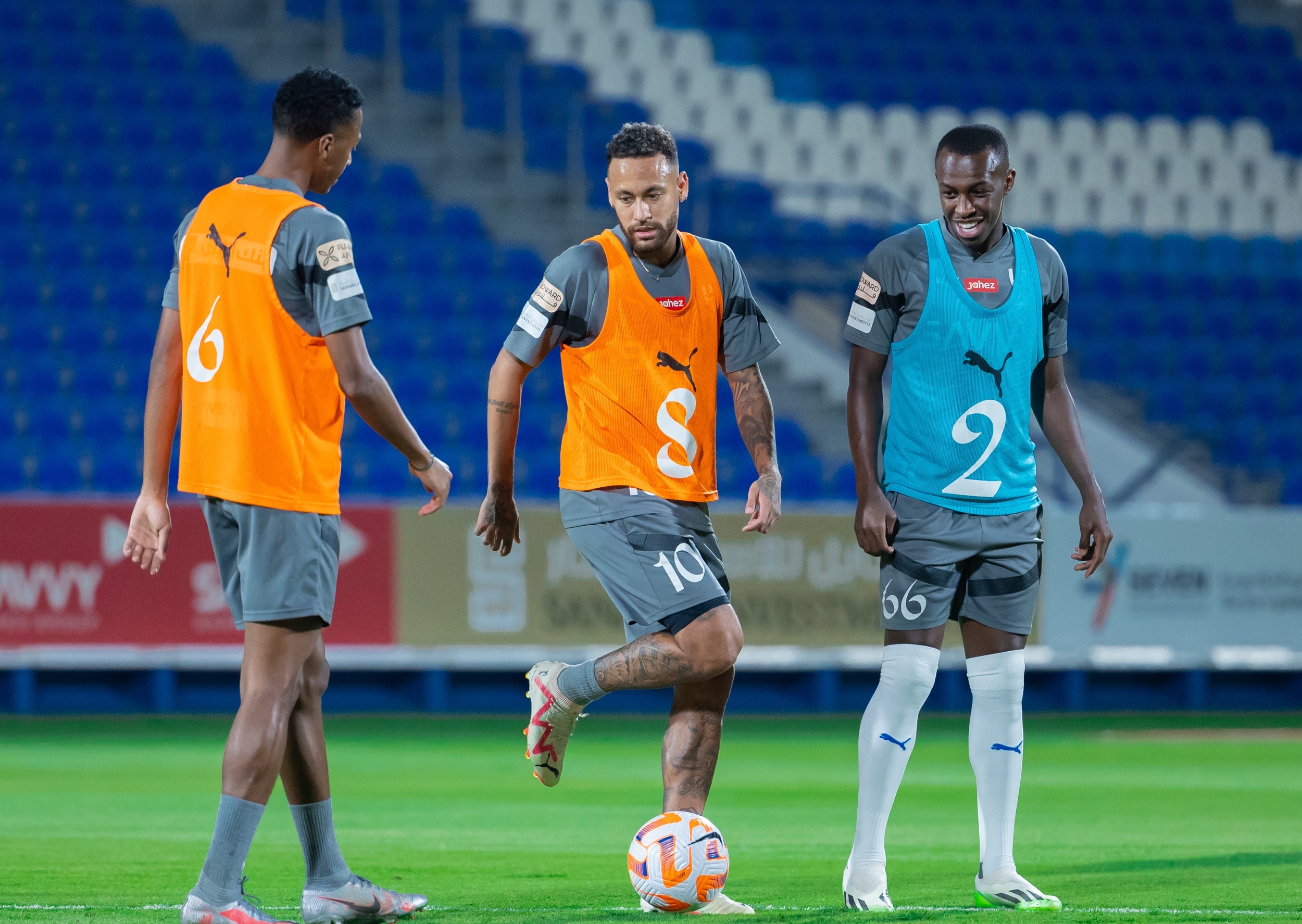 نيمار دا سيلفا في تدريبات الهلال