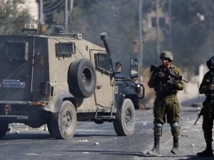 قوات إسرائيلية تقتل صبيا أمريكيا بالضفة الغربية
