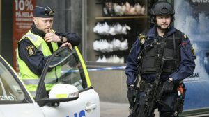 السويد ترفع مستوى الإنذار من خطر الارهاب