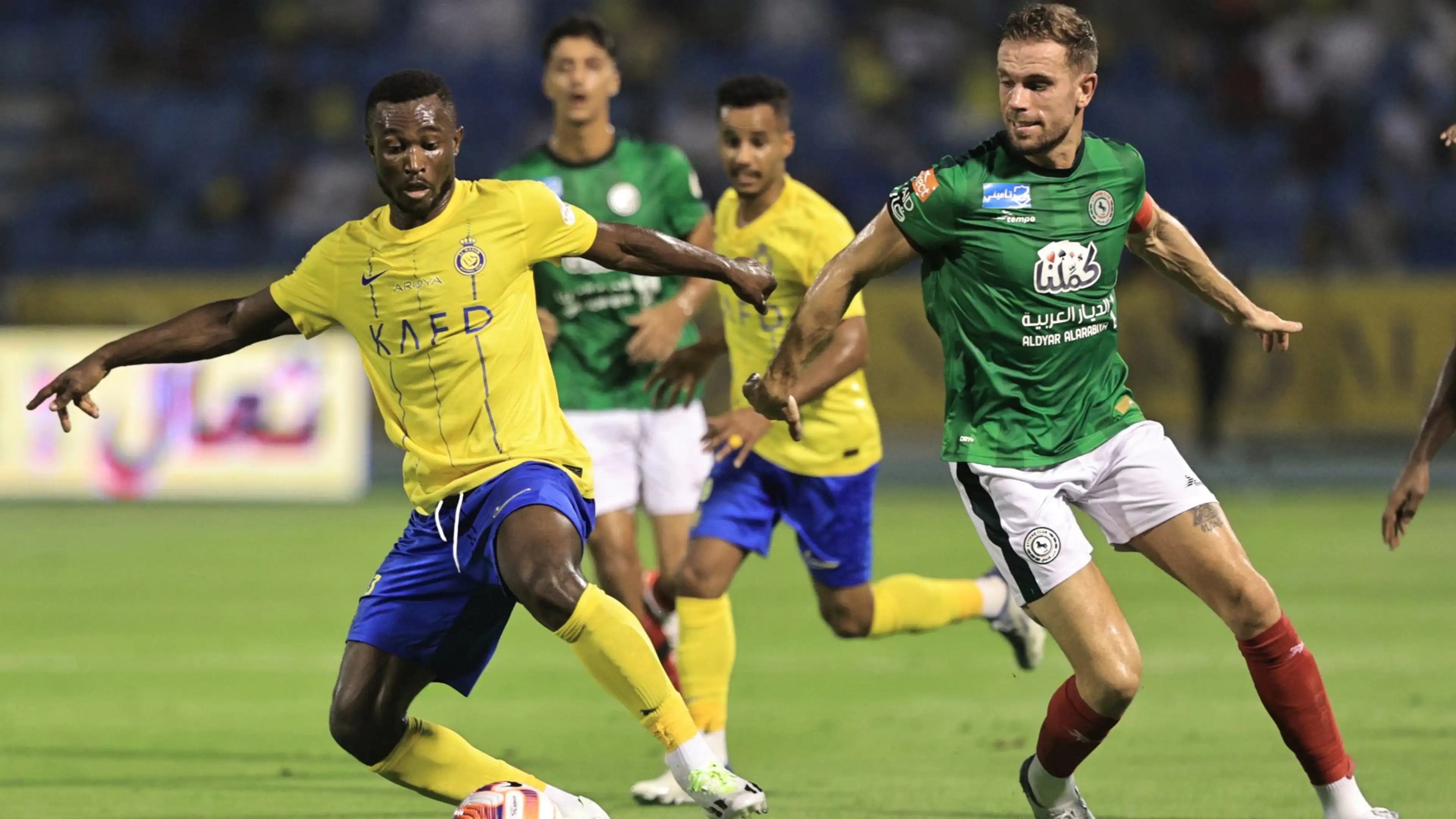 النصر والاتفاق - غيسلان كونان وجوردان هندرسون