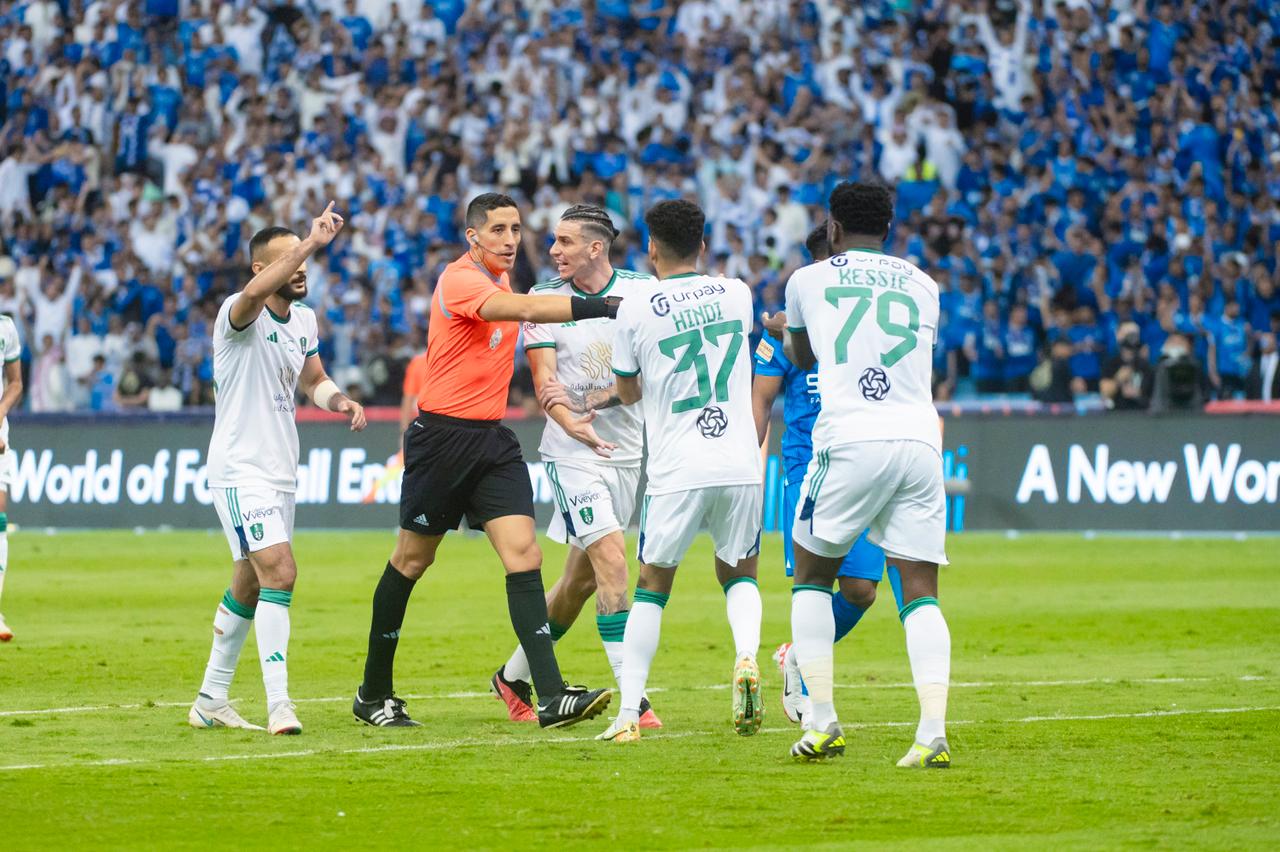 قرار مصيري من الأهلي للجوكر الهلال والأهلي