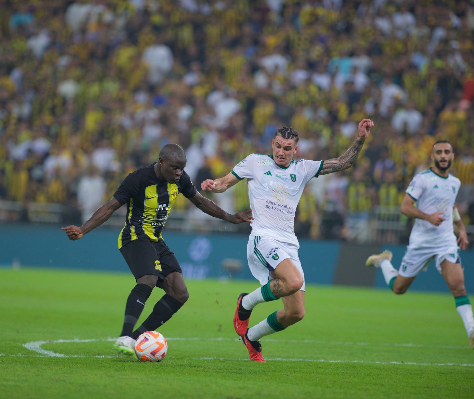 الأهلي والاتحاد