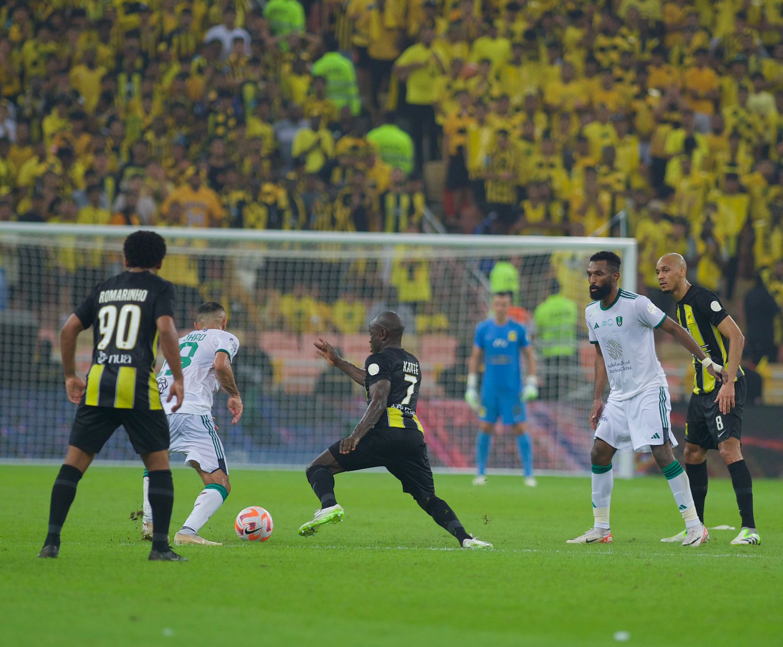 الأهلي والاتحاد