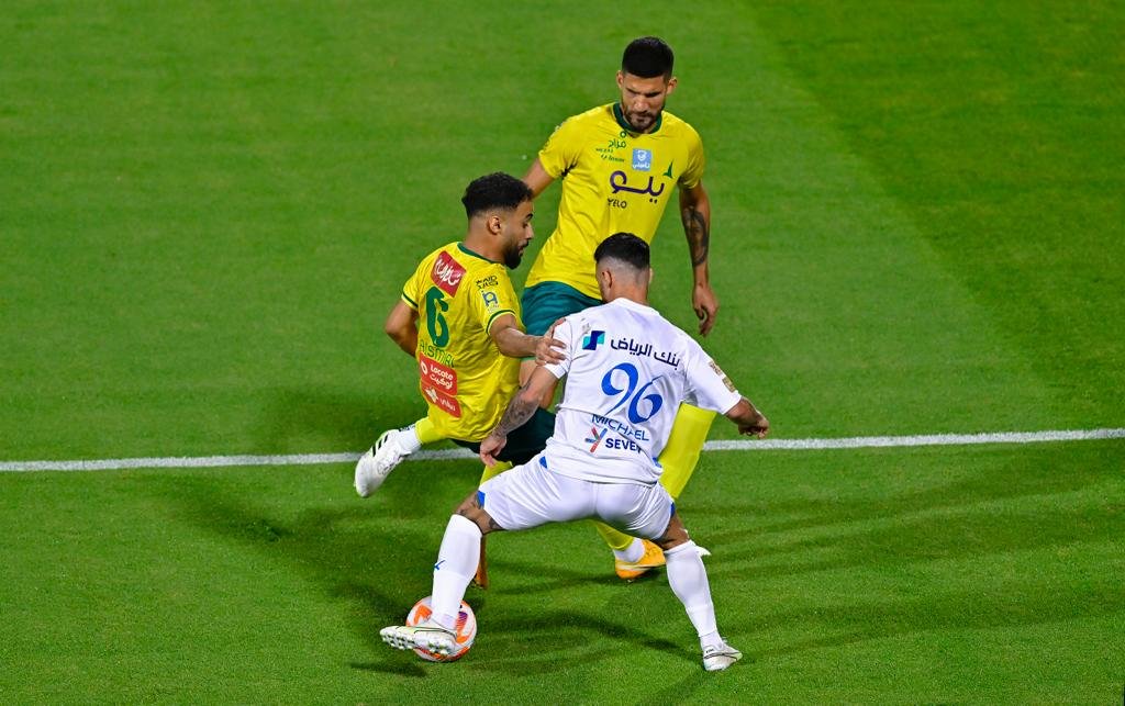الهلال والخليج
