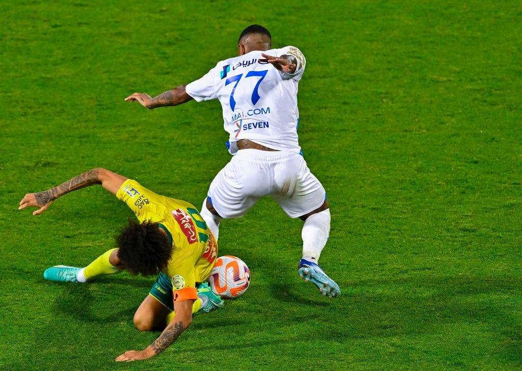 الهلال والخليج