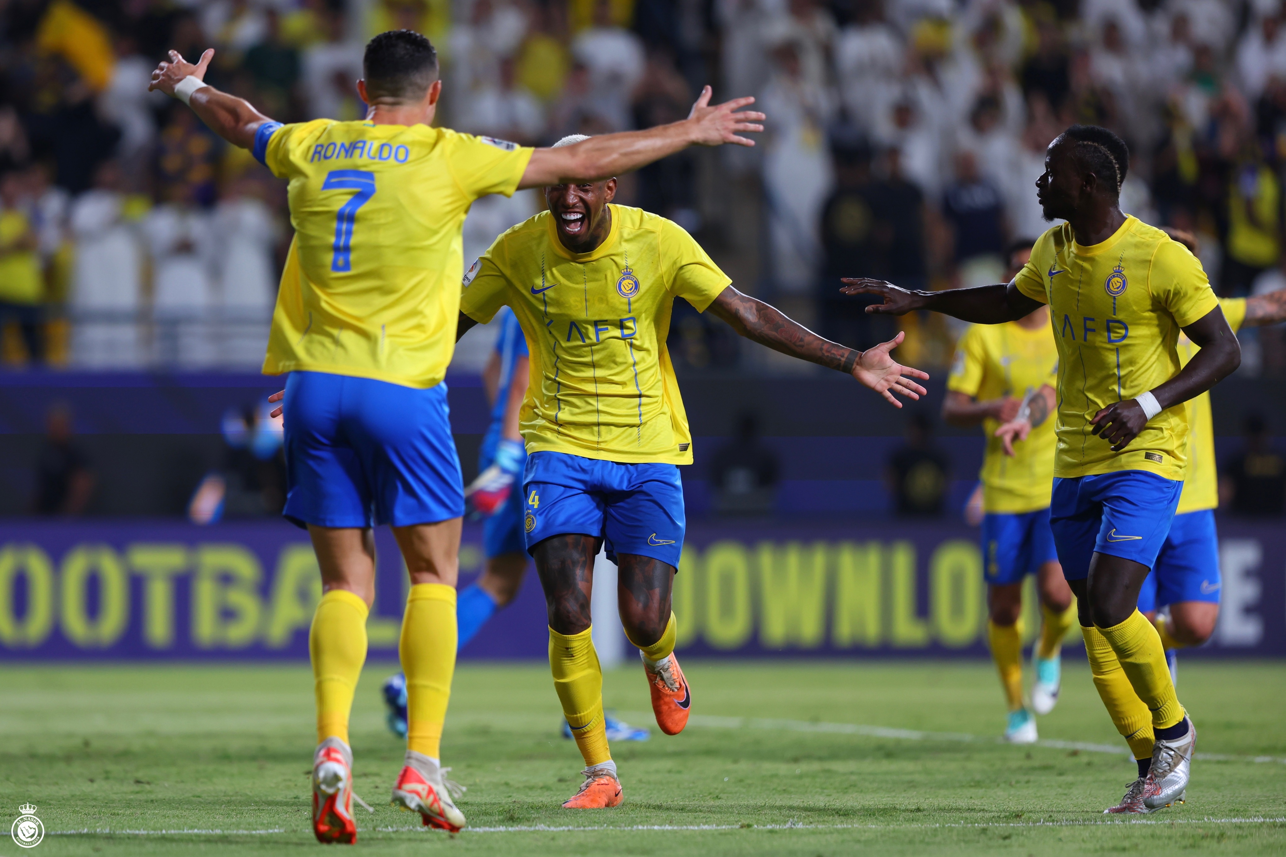 النصر يتقدم مبكرًا على إنتر ميامي بثلاثية تاليسكا وأوتافيو ولابورت