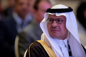 الأمير عبد العزيز بن سلمان وزير الطاقة