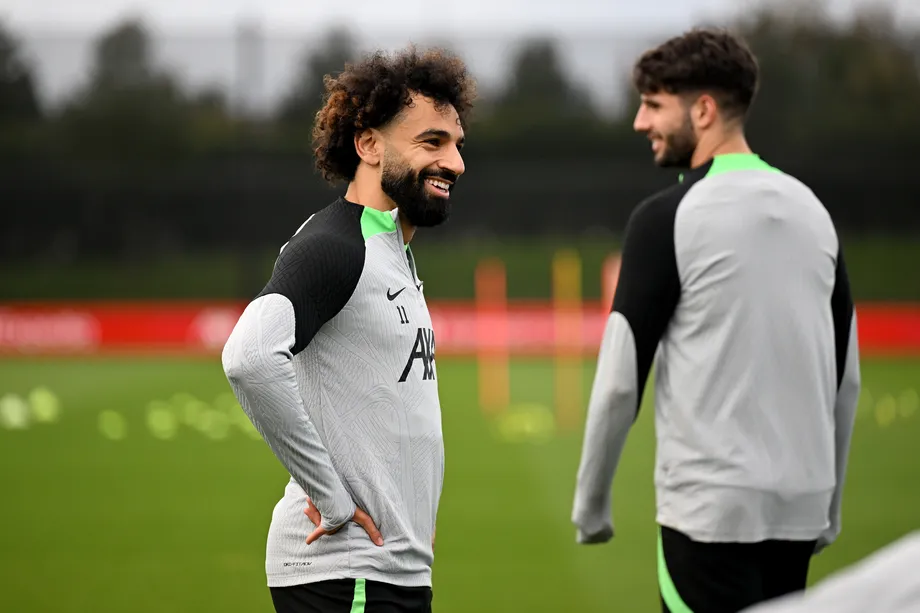 الكشف عن حقيقة حسم ليفربول تجديد عقد محمد صلاح 