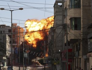 القصف الجوي على قطاع غزة