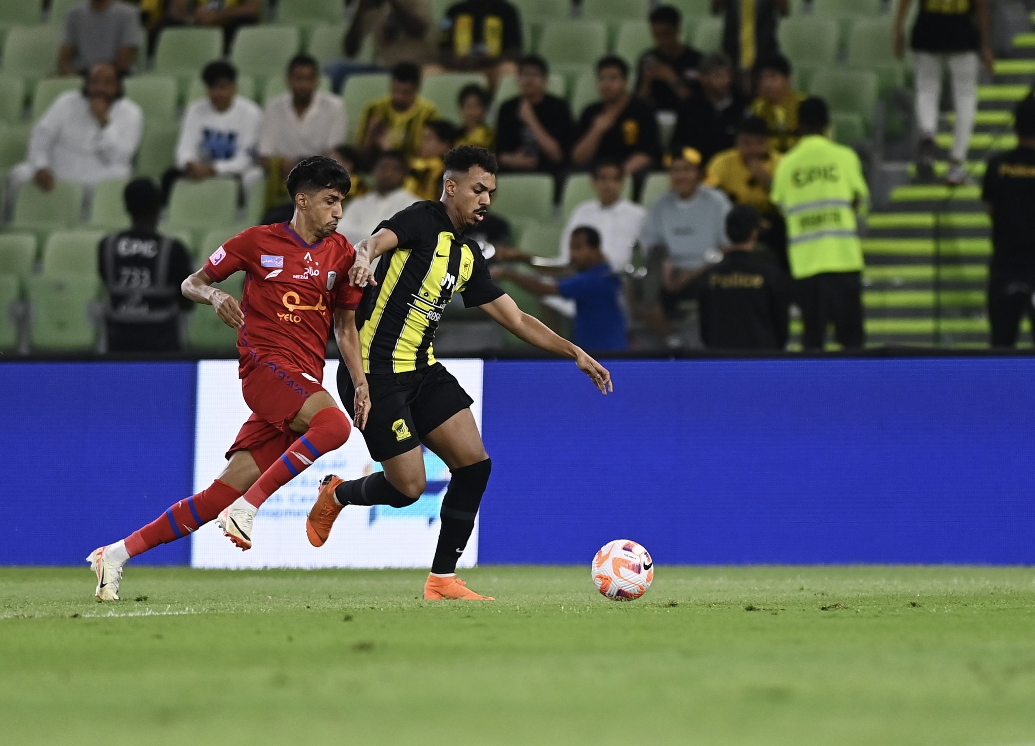 الاتحاد وأبها