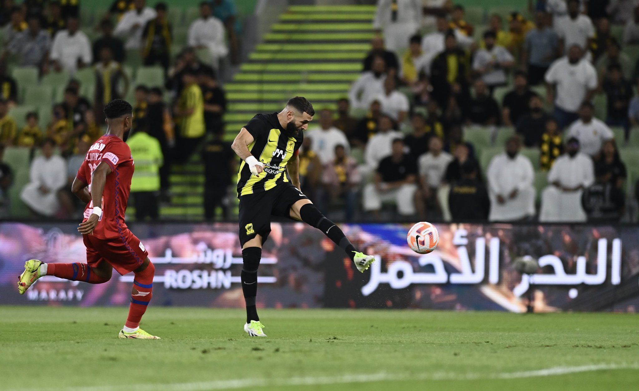الاتحاد وأبها - كريم بنزيما