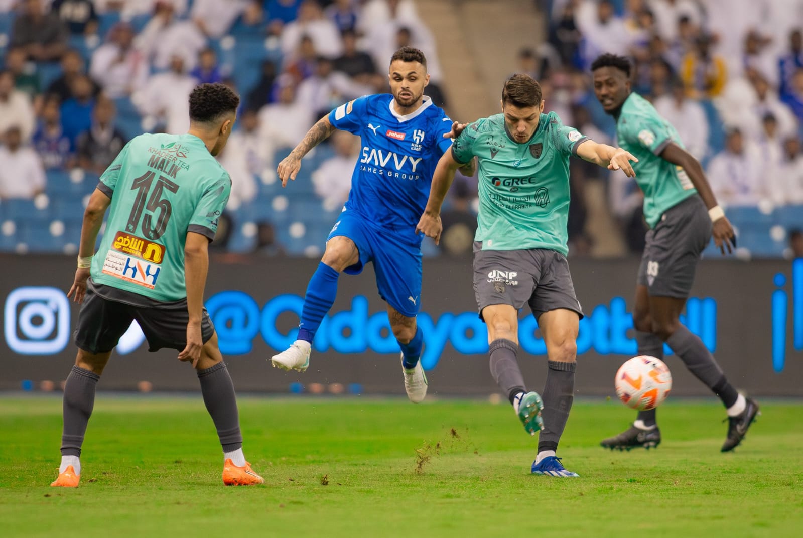 الهلال والتعاون
