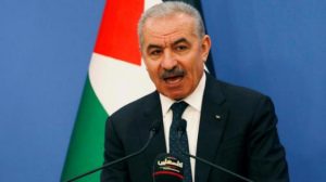 رئيس الوزراء الفلسطيني يقدم استقالة الحكومة للرئيس محمود عباس