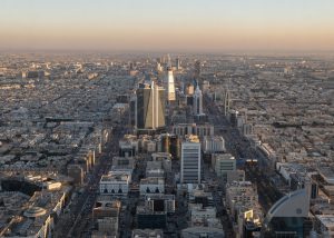 انخفاض تاريخي لبطالة السعوديين