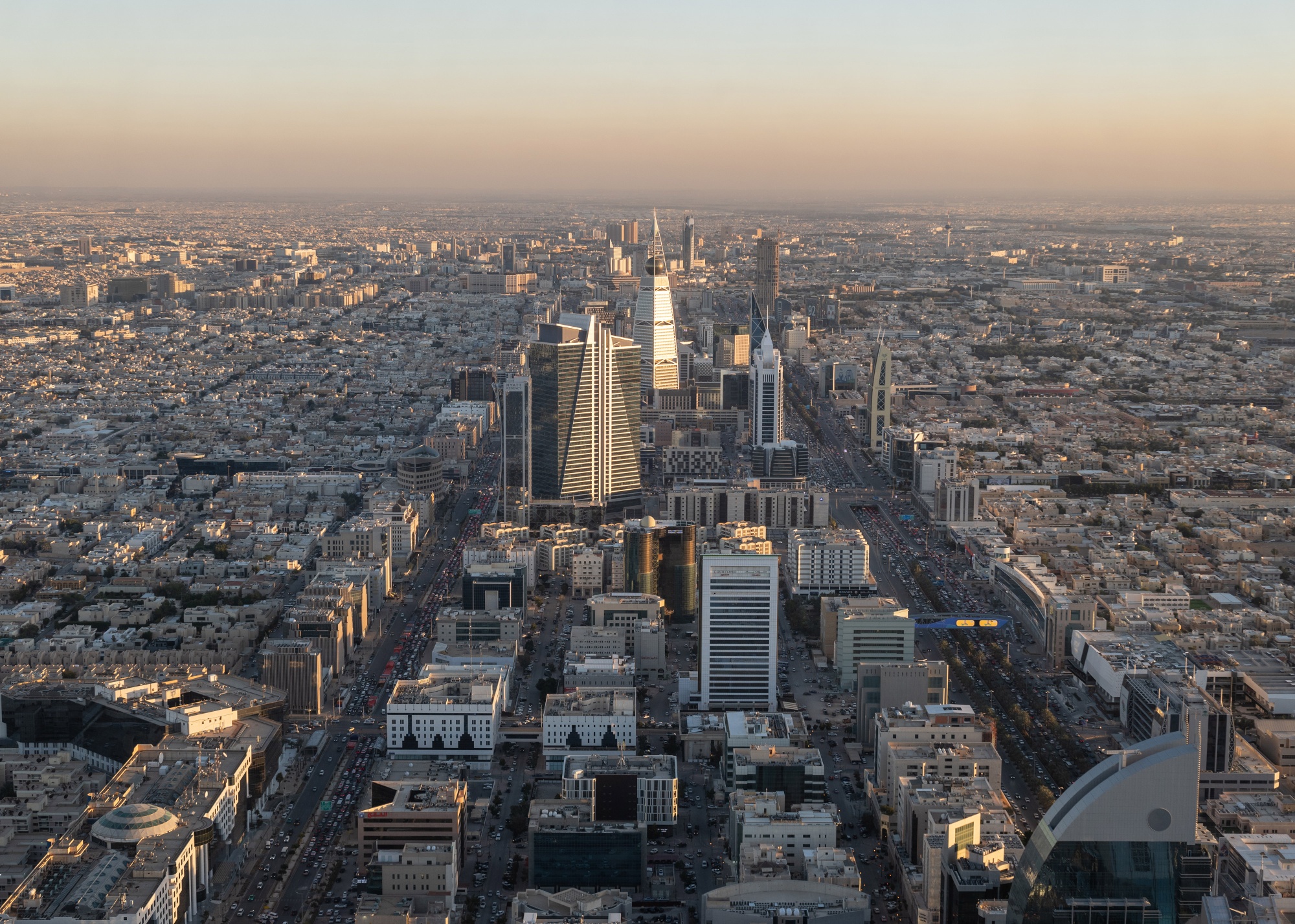 السعودية تتسلح بالنمو الاقتصادي
