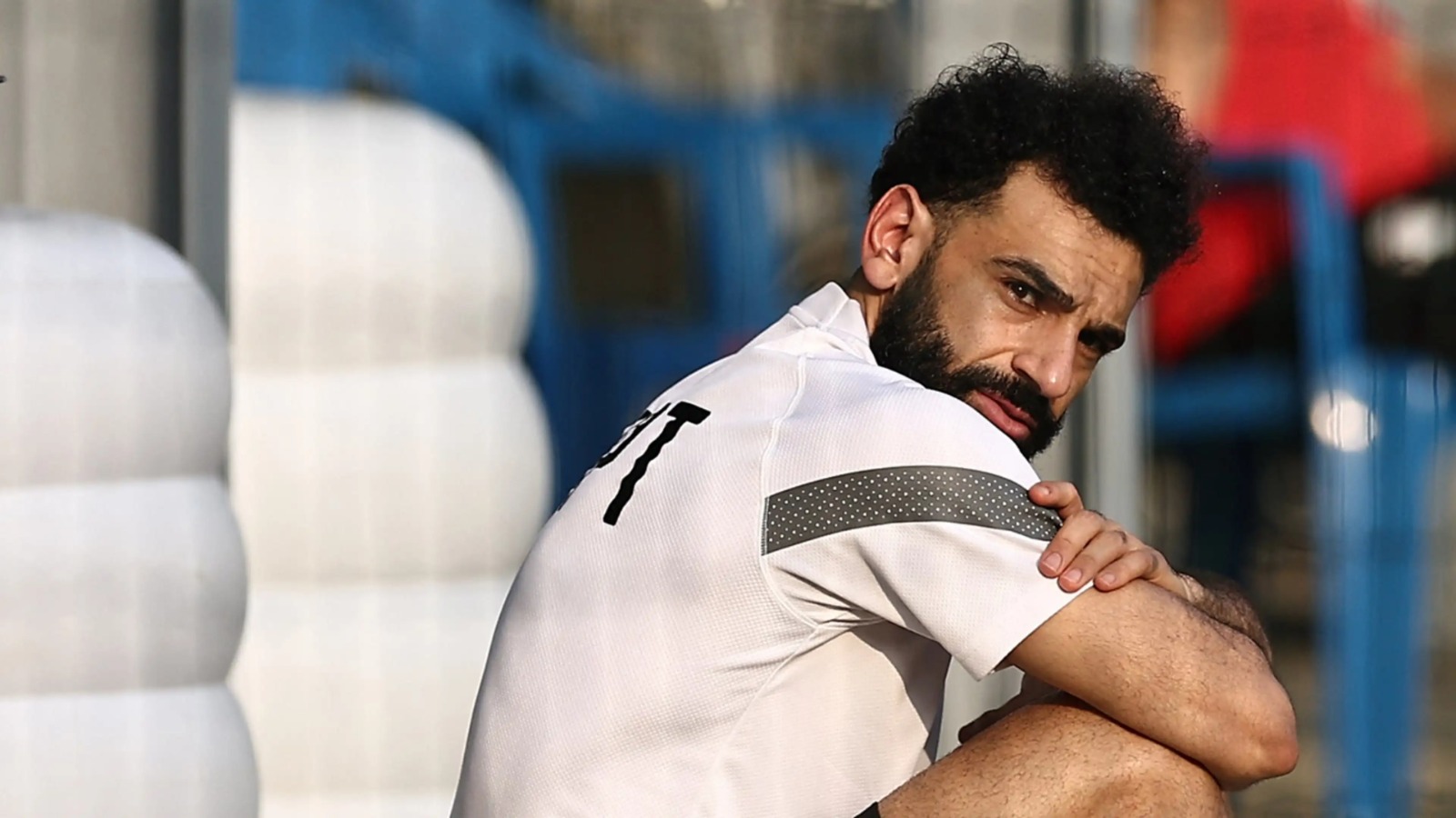 خطوة تقرب محمد صلاح من الانتقال إلى الدوري السعودي