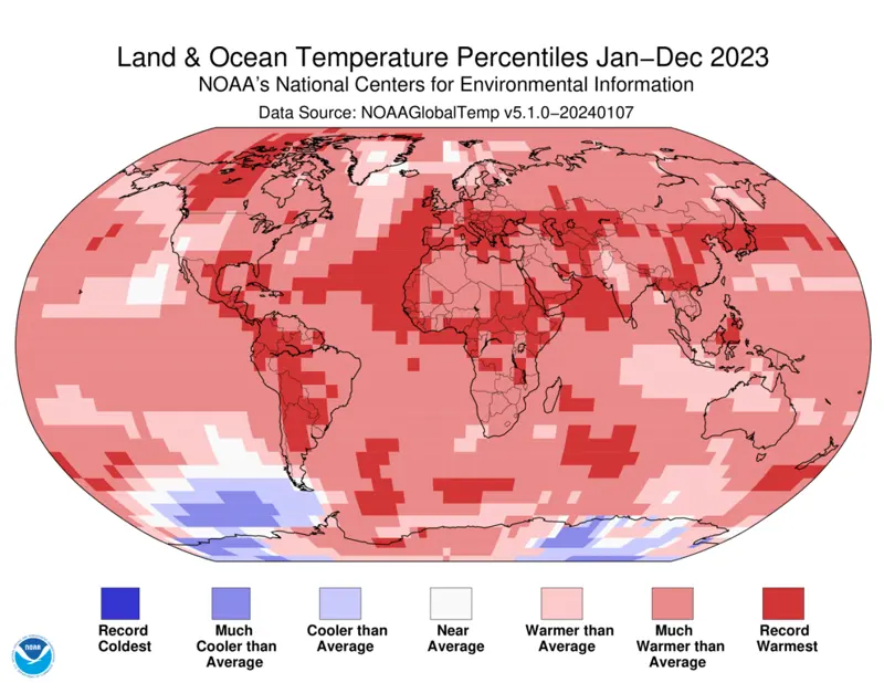 ‏خريطة عالمية لمتوسط درجات حرارة سطح البحر واليابسة في المناطق المختلفة لعام 2023 مقارنة بمتوسط‏‏NOAA NCEI‏