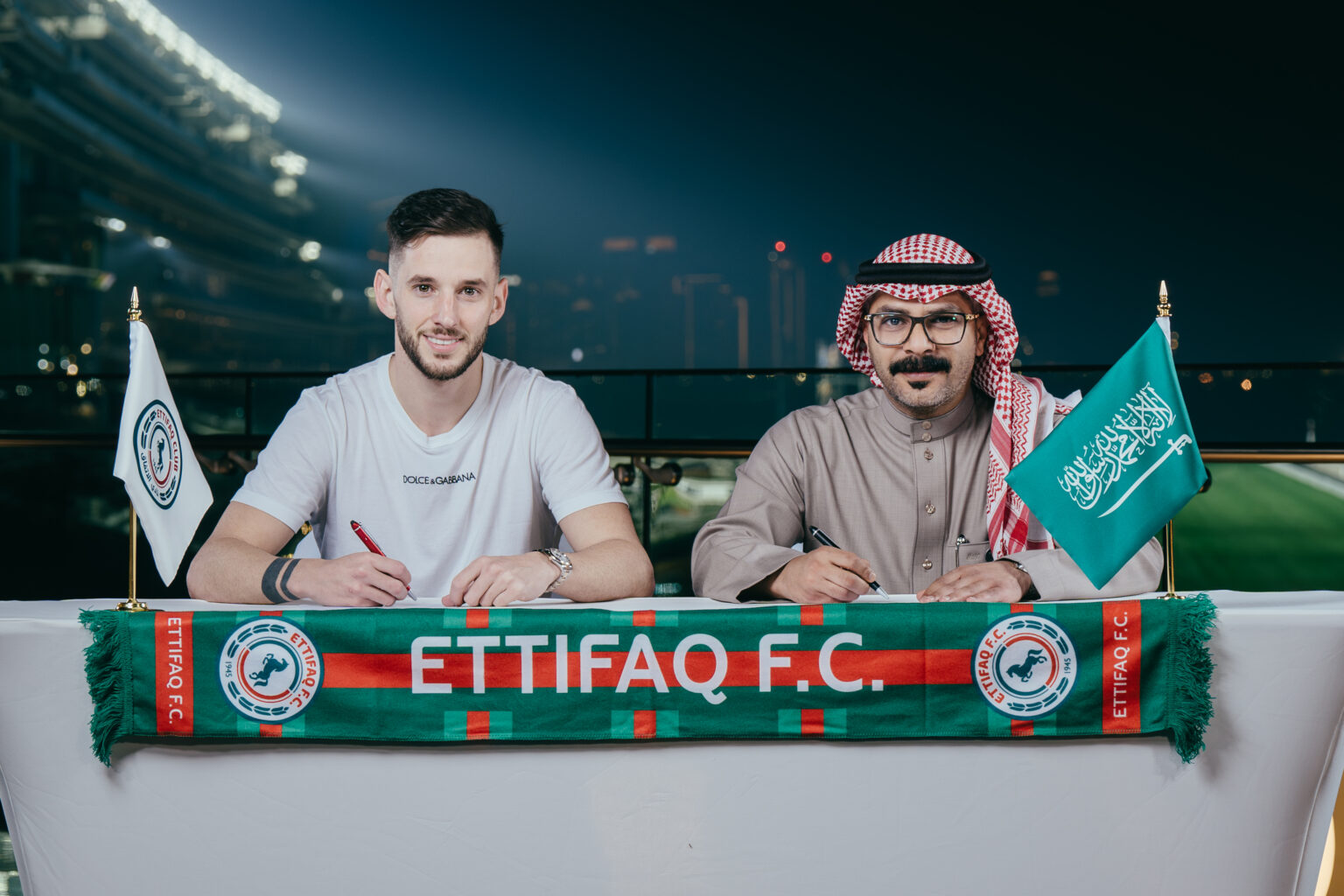 بعد ضمه لثلاث مواسم ونصف.. الاتفاق يتفائل بضم الأسباني ميدران