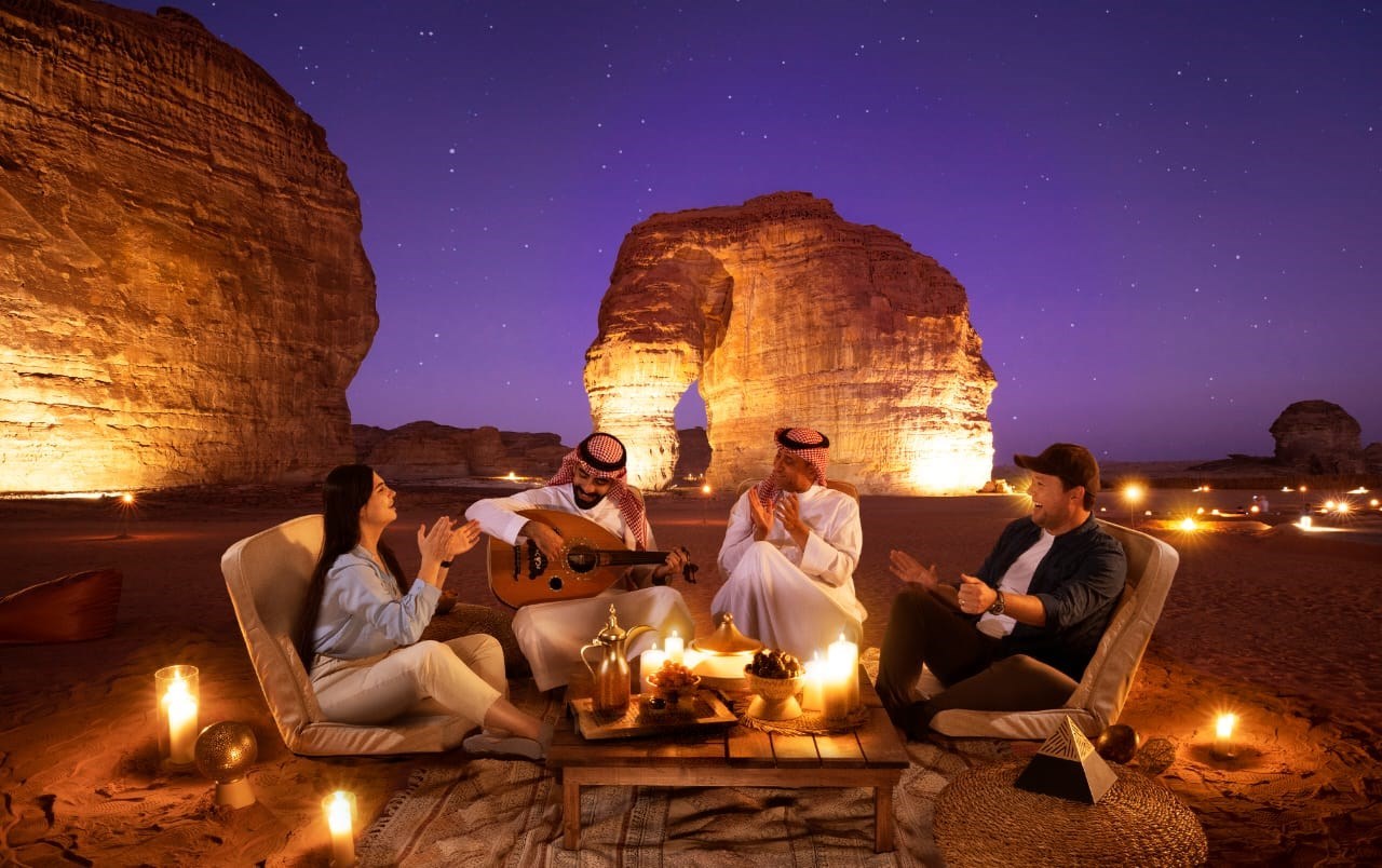 محلل جزائري: قطاع السياحة خلق ديناميكية اقتصادية في السعودية