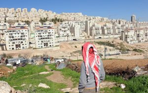 الخارجية الفلسطينية تطالب بضغط دولي لوقف الاستعمار والاستيلاء على الأراضي