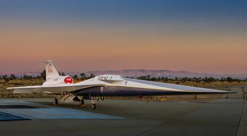 دون انفجارات صوتية.. ناسا ولوكهيد مارتن تكشفان عن الطائرة الأسرع من الصوت X-59 X-59 هو محور مهمة Quesst التابعة لناسا، والتي تسعى إلى معالجة أحد التحديات الرئيسية للطيران الأسرع من الصوت فوق الأرض من خلال جعل الانفجارات الصوتية أكثر هدوءًا.