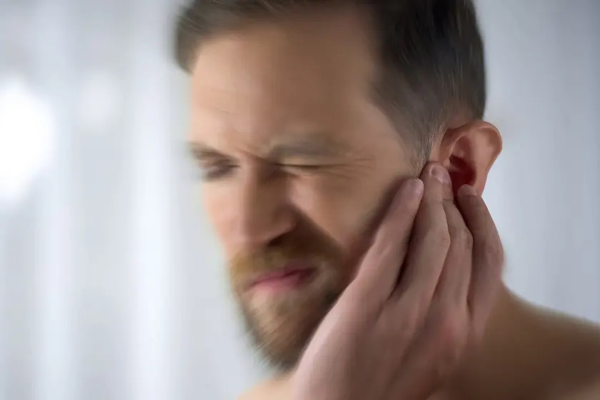 3 طرق للوقاية من التهاب الأذن الخارجية