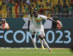 “ماني” و”كوليبالي” يقودان السنغال للفوز على جامبيا في مستهل مشوارها بأمم إفريقيا