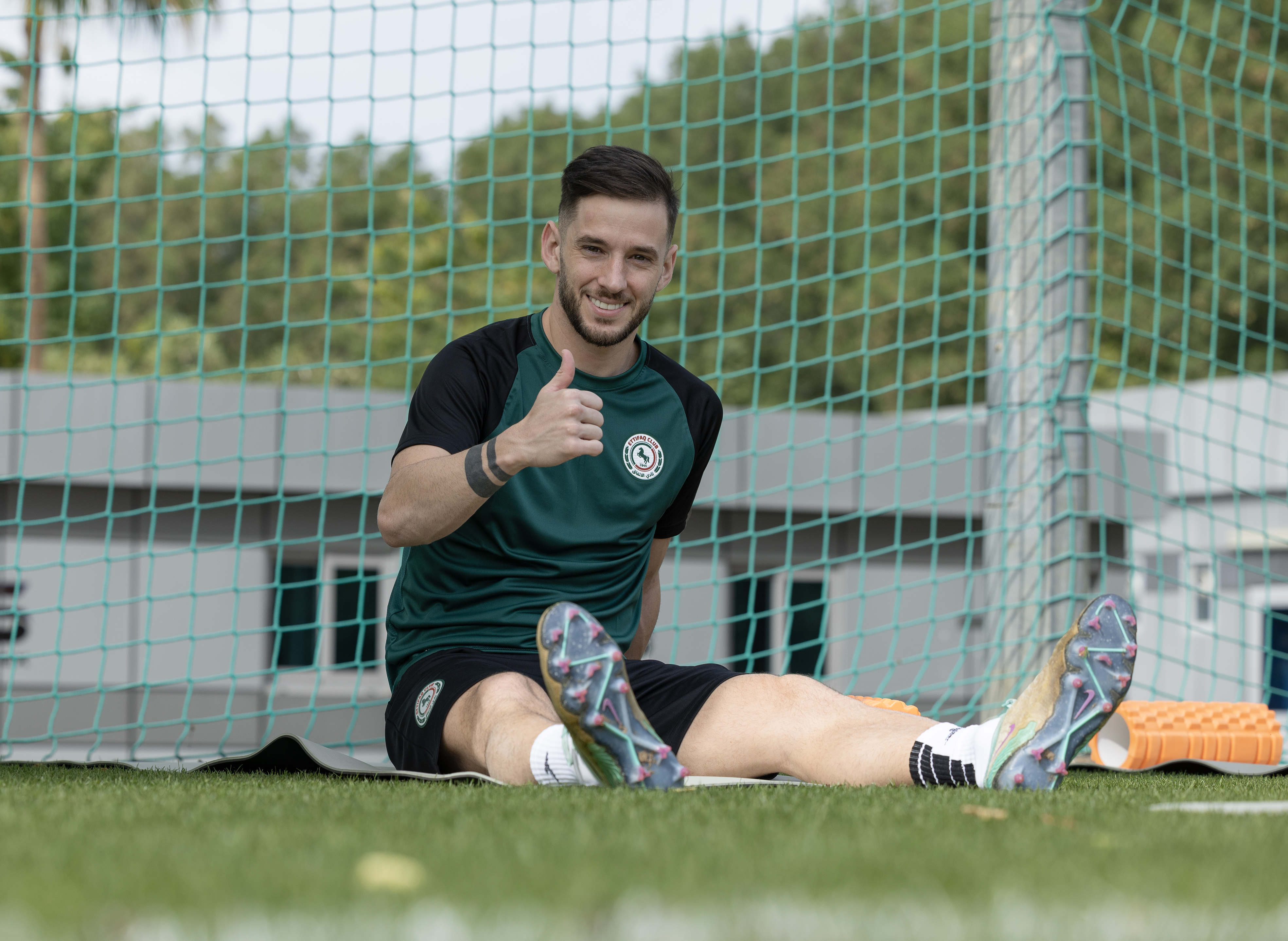 صور.. الظهور الأول لـ ميدران في تدريبات الاتفاق بالإمارات