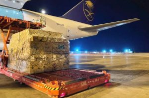 مغادرة الطائرة الإغاثية السعودية الرابعة بـ72 طنًا من المساعدات للشعب الأوكراني