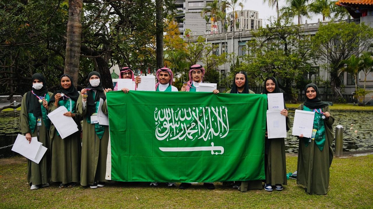 الطفلة السعودية صاحبة المركز الثاني عالميًا بـ”تايسف 2024″: مشروعي يحل أزمة الاحتباس الحراري بطريقة مبتكرة