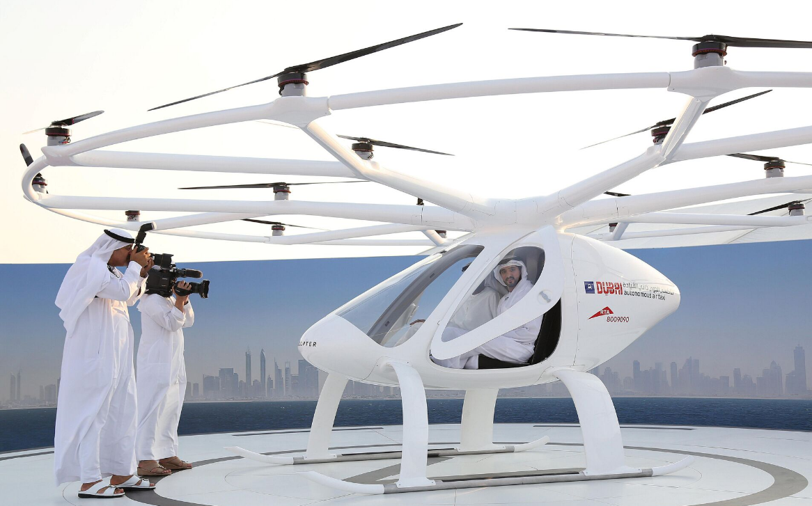 دبي تعتزم إطلاق خدمة التاكسي الطائر بحلول 2026