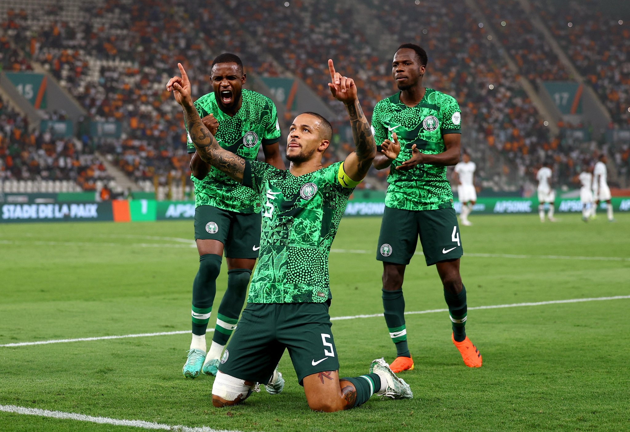 منتخب نيجيريا يبلغ نهائي الأمم الأفريقية بفوزه على جنوب أفريقيا بركلات الترجيح