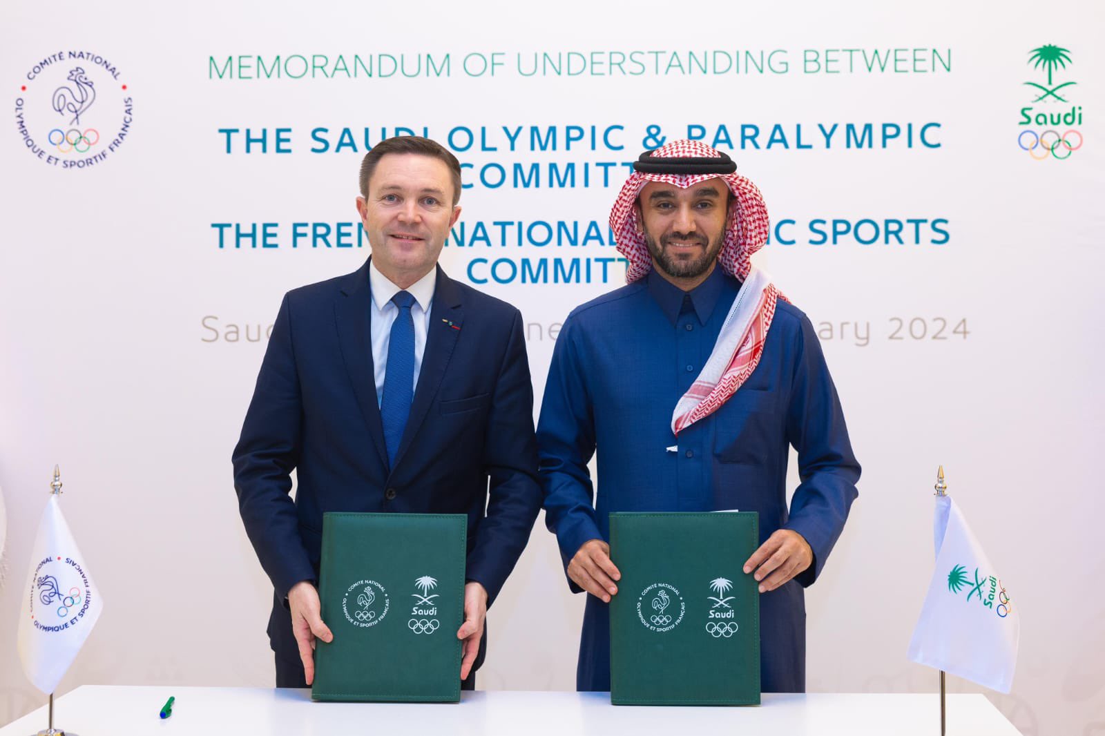 الأولمبية السعودية توقع مذكرة تفاهم مع نظيرتها الفرنسية لتبادل الخبرات