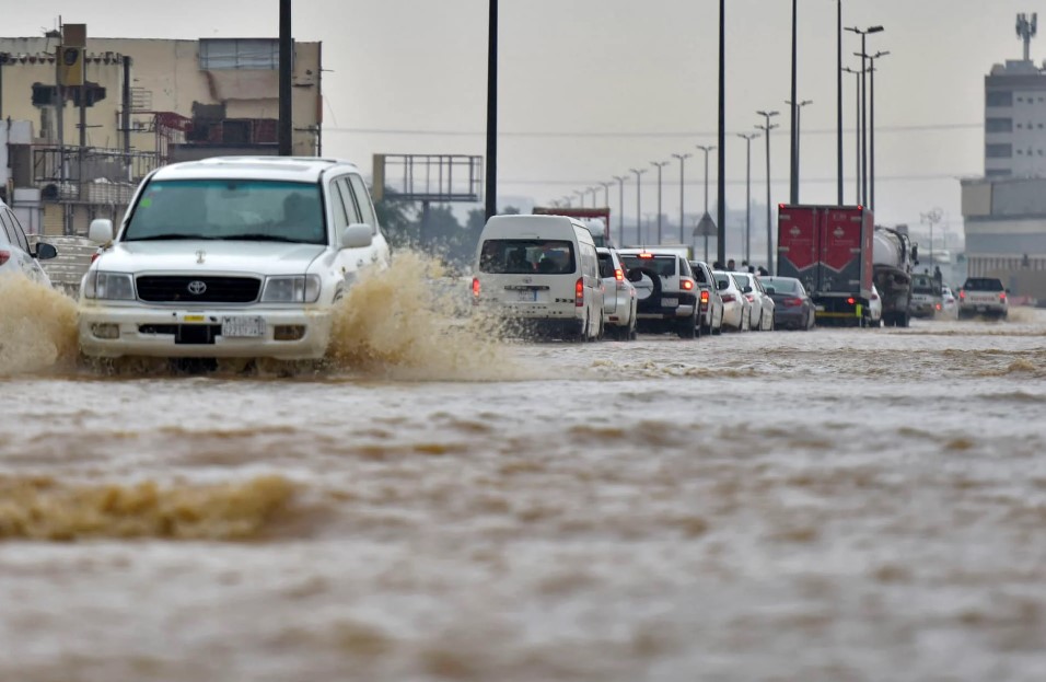 الأرصاد: الفرصة مهيأة لهطول أمطار رعدية على الجوف والحدود الشمالية والشرقية