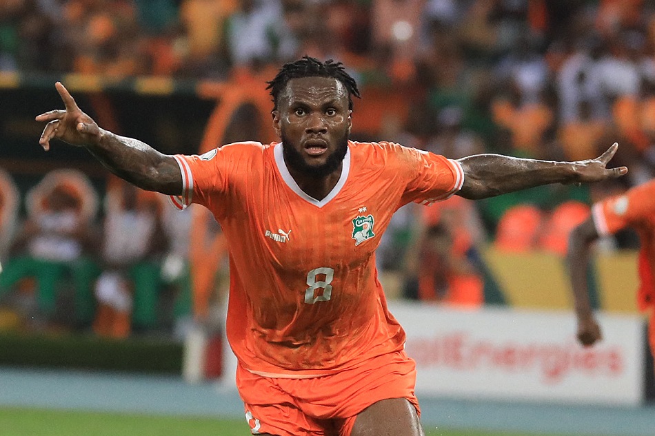 الأهلي يُهنئ فرانك كيسييه بعد تتويج منتخب بلاده بكأس أمم أفريقيا